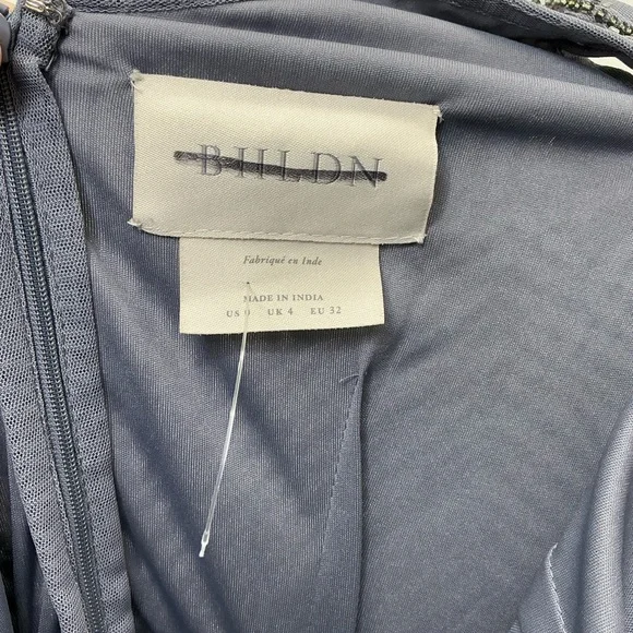 Elegant Gray Evening Gown - Picture 3 of 5